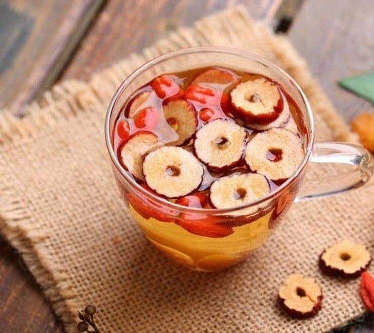 Trà táo đỏ và kỷ tử