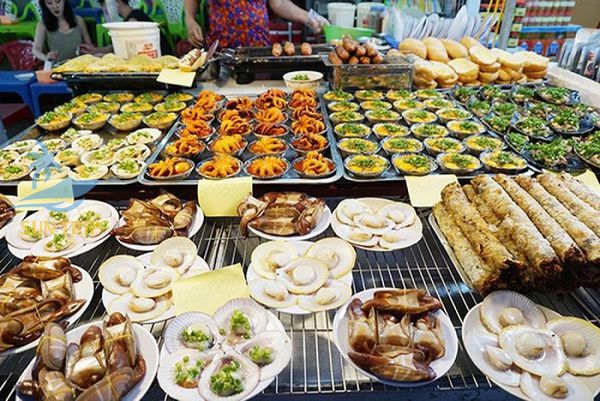 Chợ đêm là nơi hội tụ tinh hoa ẩm thực của Phú Quốc