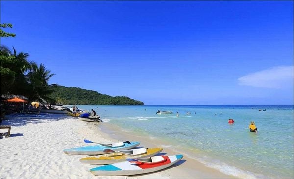 Tour cano lặn ngắm san hô Phú Quốc