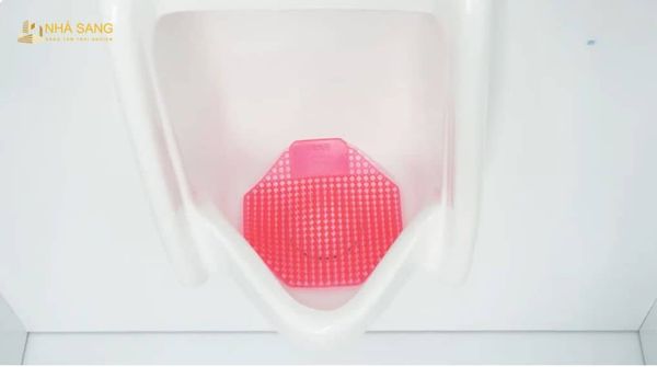 dung tam lot khu mui