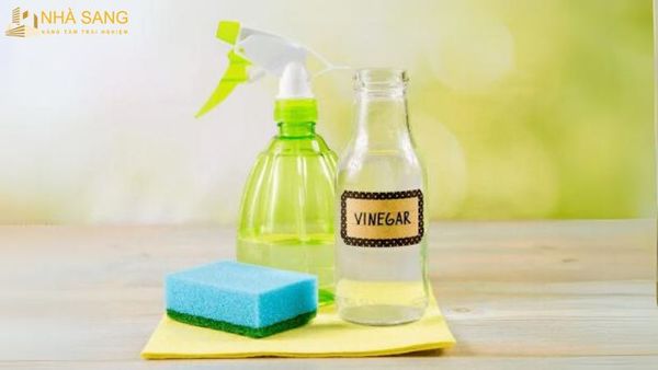 tay-o-kinh-bang-giam-trang