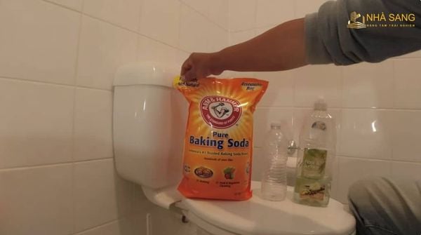 xu ly nap bon cau bi o vang bang giam va baking soda