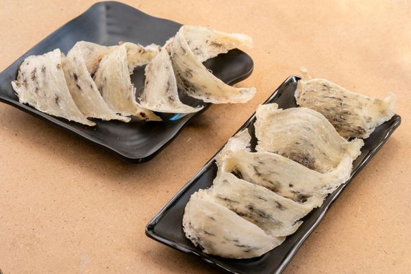 Thành phần của yến sào và 14 công dụng đối với sức khỏe