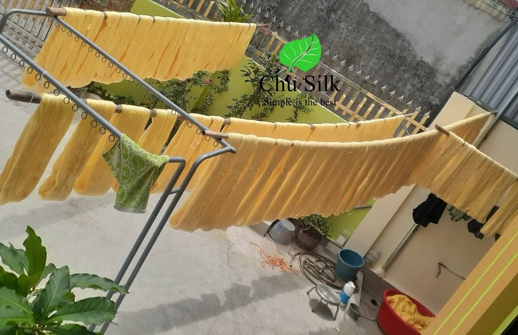 CÁCH NHẬN BIẾT LỤA TƠ TẰM TỰ NHIÊN/HOW TO KNOW NATURAL SILK