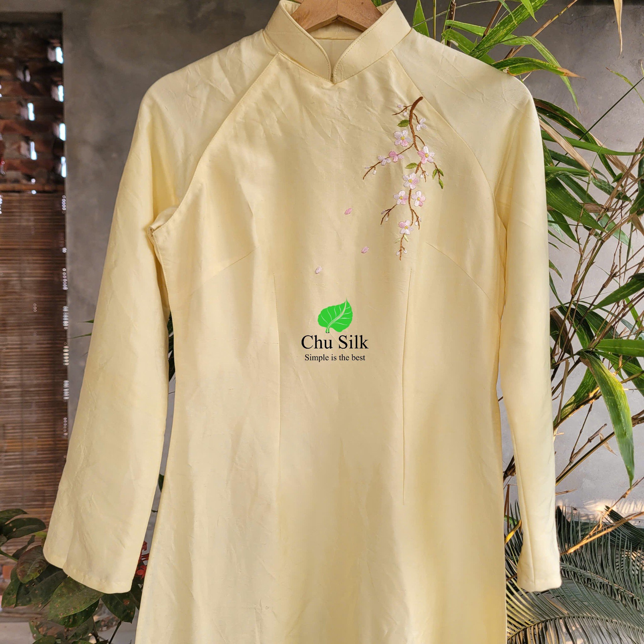 Áo dài lụa tơ tằm