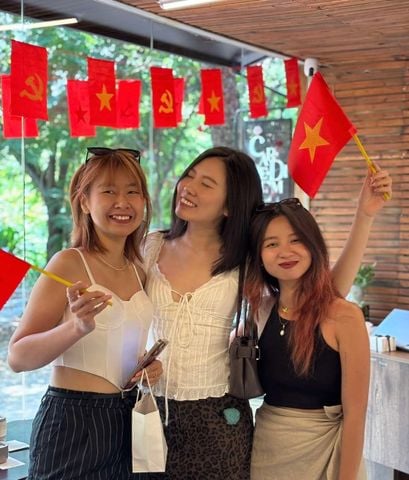 Cùng Carpe Diem lưu lại những khoảnh khắc tự hào!