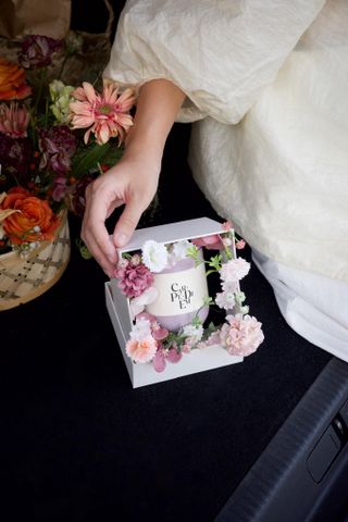 GỢI Ý QUÀ TẶNG | Một món quà để đánh dấu cột mốc trưởng thành