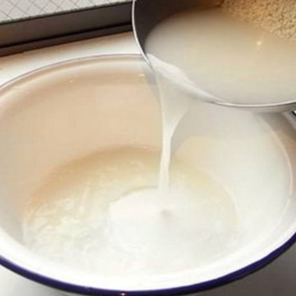 Nước vo gạo có làm trắng da không?