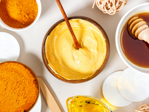 Giải đáp | Mặt nạ nghệ mật ong có bắt nắng không?