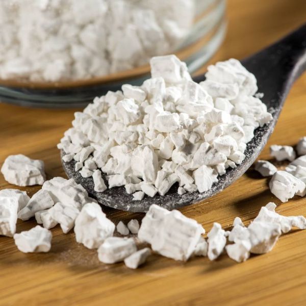 Cách đắp mặt nạ bột sắn dây an toàn và hiệu quả ngay tại nhà