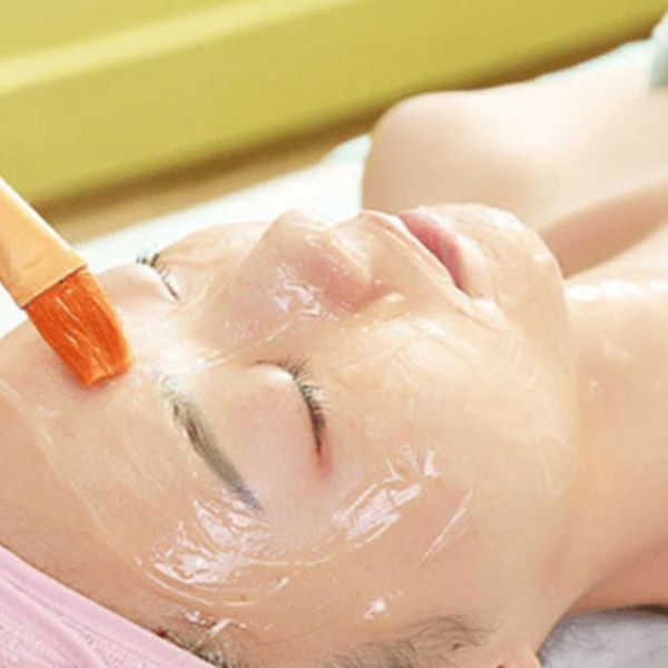 [Giải đáp] Đắp mặt nạ sữa ong chúa có bắt nắng không?