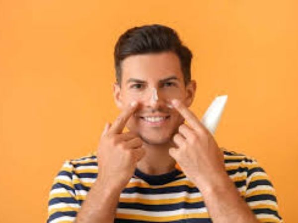 Review top 7 kem chống nắng cho nam da dầu mụn được yêu thích nhất