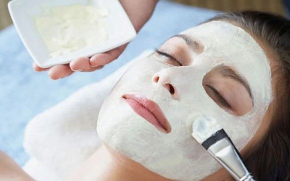 Giải đáp| Đắp sữa chua không đường có trị mụn không?