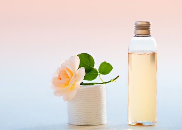 Nên dùng toner hay toner pad?