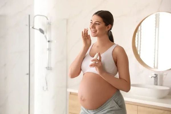 Có thai có dùng mỹ phẩm được không