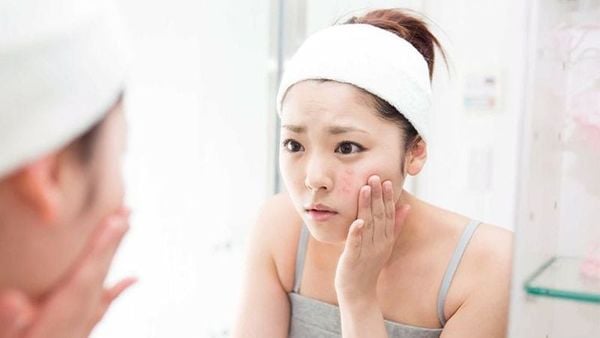 Cách phòng tránh tình trạng dùng mỹ phẩm không hợp