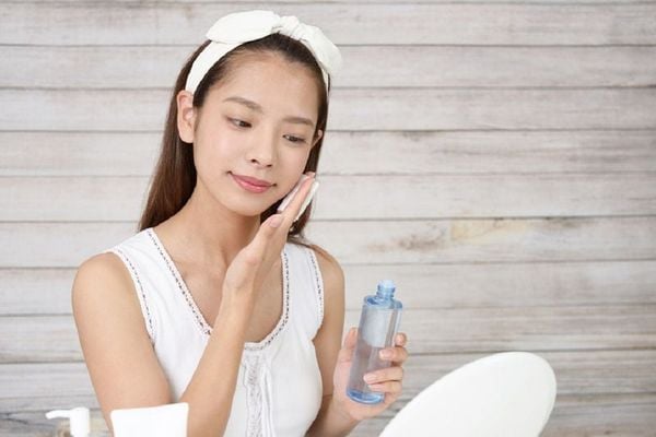 Cách sử dụng combo chăm da đi biển hiệu quả