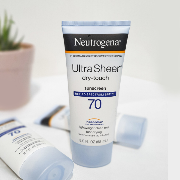 Kem chống nắng cho nam da dầu mụn Neutrogena Ultra Sheer Sunscreen