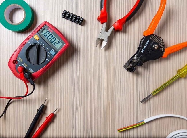 Bộ dụng cụ đa năng mini