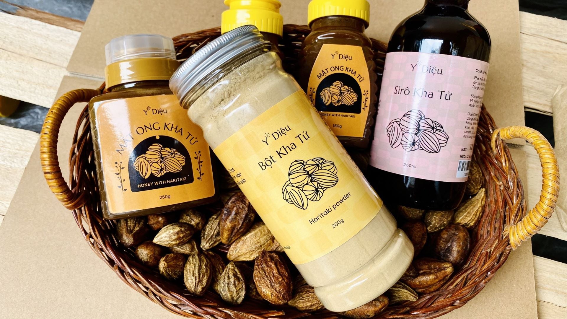 Bột Kha tử - Lợi ích sức khỏe, cách dùng và những câu hỏi thường gặp