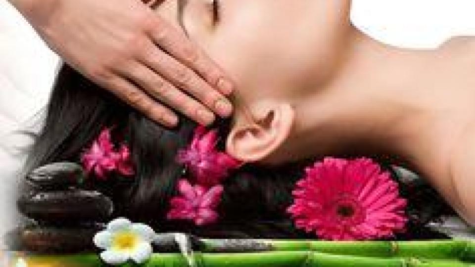 Dầu gội thảo dược - chăm sóc và chữa lành tóc một cách tự nhiên