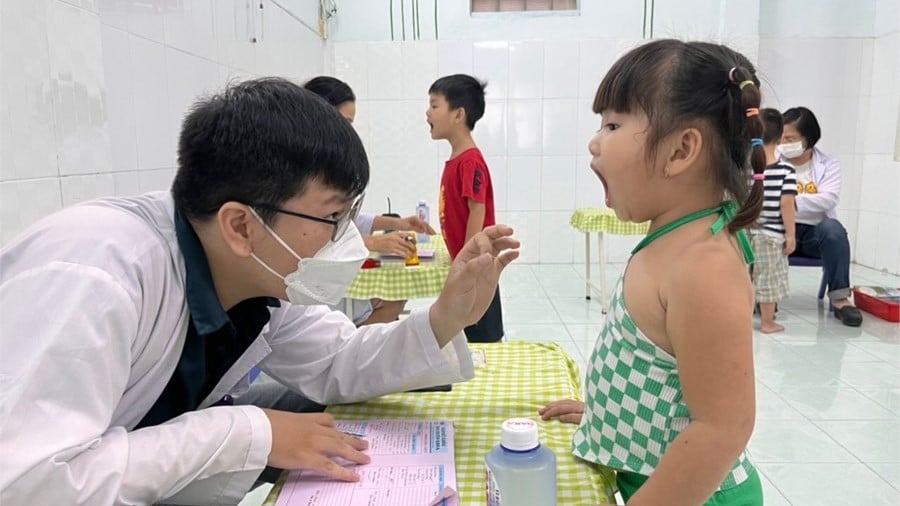 Kháng kháng sinh và sự cần thiết nâng cao sức đề kháng tự nhiên