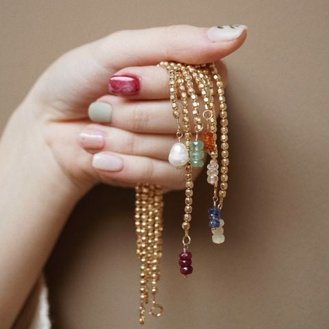 So sánh vàng bọc và mạ vàng