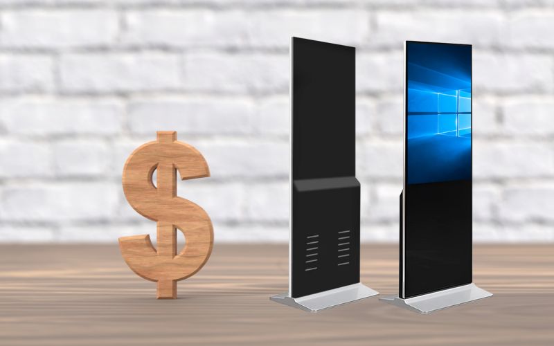 Standee điện tử giá bao nhiêu? Nên mua hay nên thuê standee điện tử?