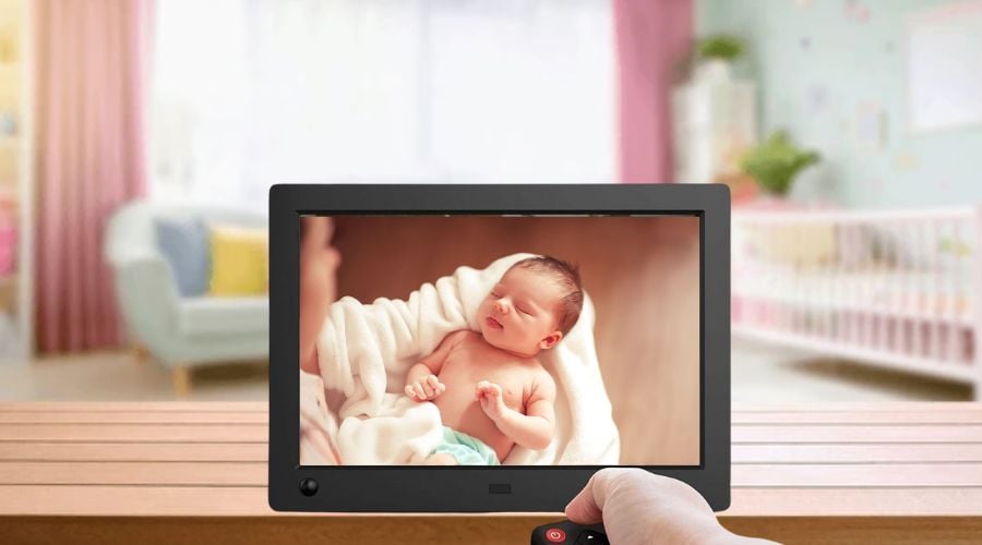 So sánh khung ảnh kỹ thuật số và khung ảnh điện tử