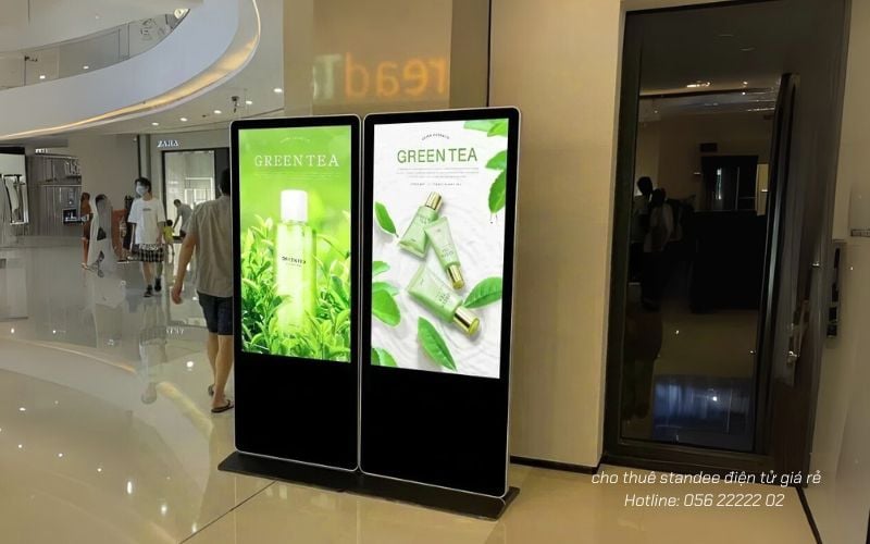 cho thuê standee điện tử