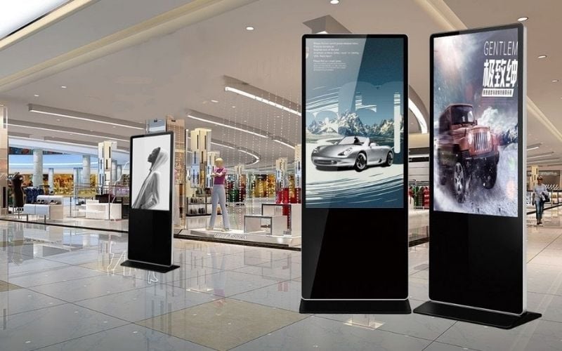 Standee điện tử 55 inch