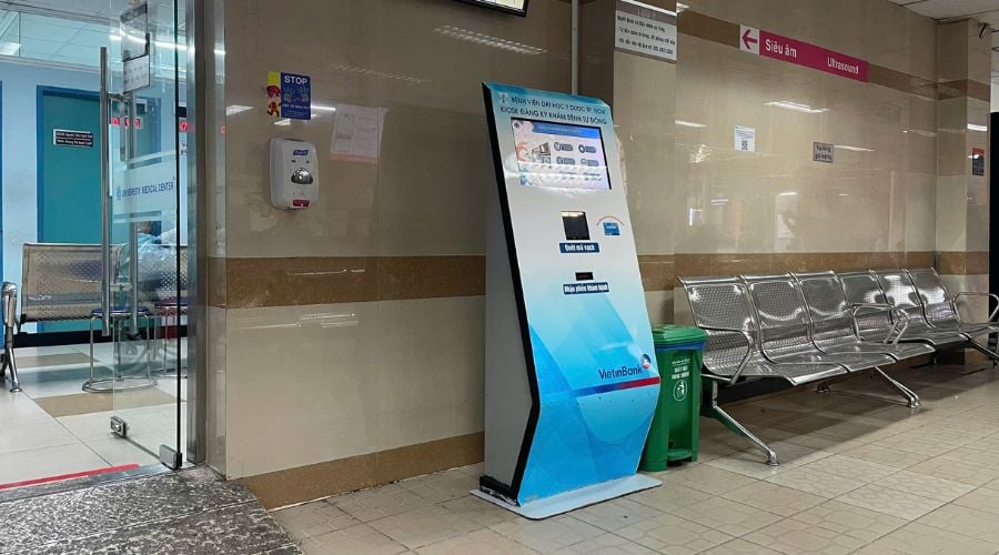 Kiosk Bệnh Viện - Kiosk Đón Tiếp Bệnh Nhân
