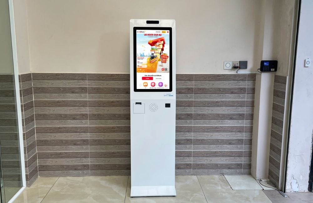 máy kiosk lấy số thứ tự 27 inch hiện đại, sang trọng