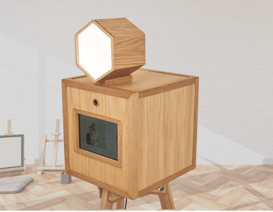 Photo Booth Gỗ CNC Model WOFF24