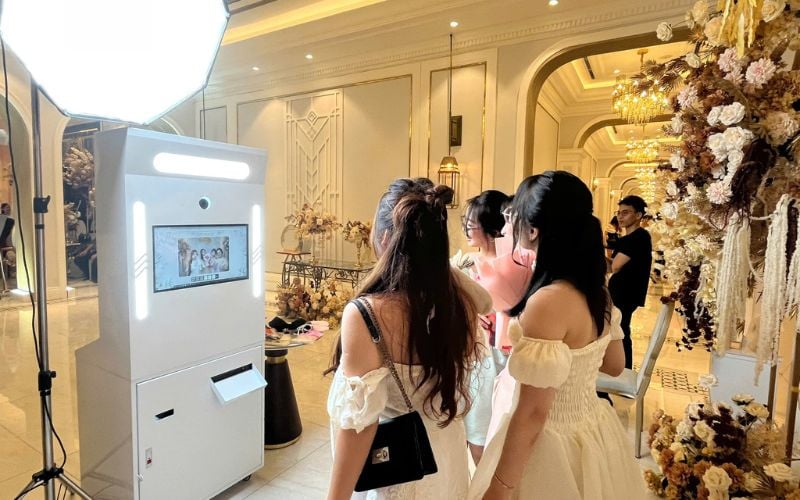 Photobooth hiện đại tối giản