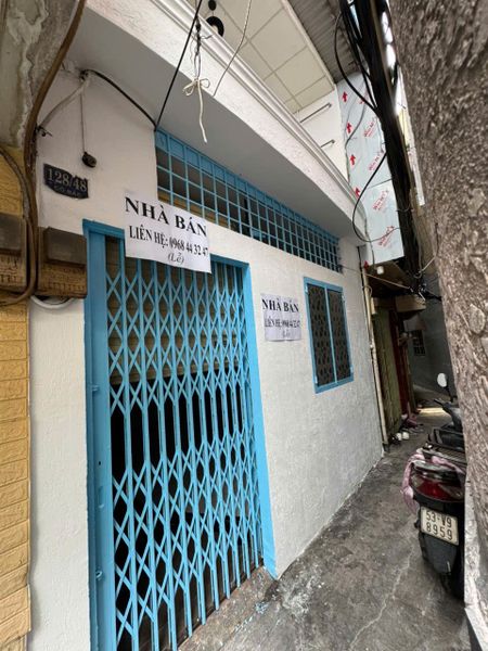 Bán nhà chính chủ trung tâm Quận 1 – Hẻm 128/48 Cô Bắc