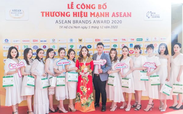 Dược sĩ - Founder Sử Thị Thẩm, Một chút may mắn, thật nhiều kiên định và quyết tâm để thành công