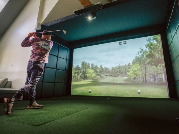 Máy mô phỏng chơi golf có đáng mua không?