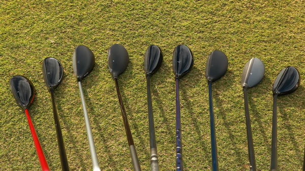 Người chơi golf nghiệp dư nên mang theo bao nhiêu gậy Hybrid