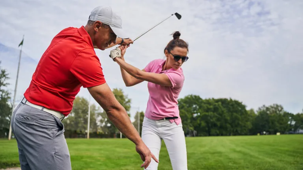 Bạn nên nâng cấp gậy đánh golf của mình bao lâu một lần