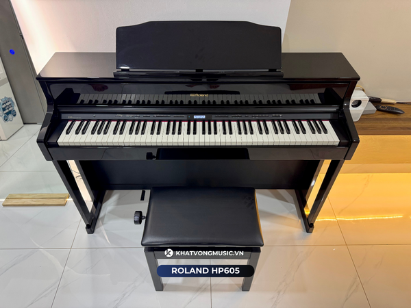 Roland HP605 PE bàn giao piano điện quận 2