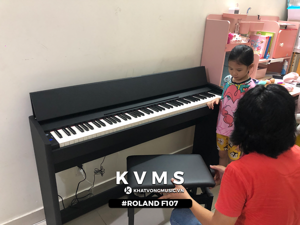 ROLAND F107 | KHÁT VỌNG MUSIC CENTER