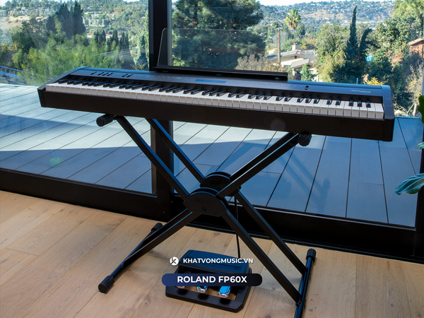 ROLAND FP60X