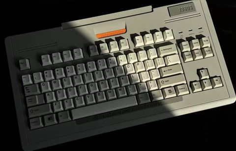 Bản tin 27/11 ra mắt bàn phím cơ 3 chế độ YG108