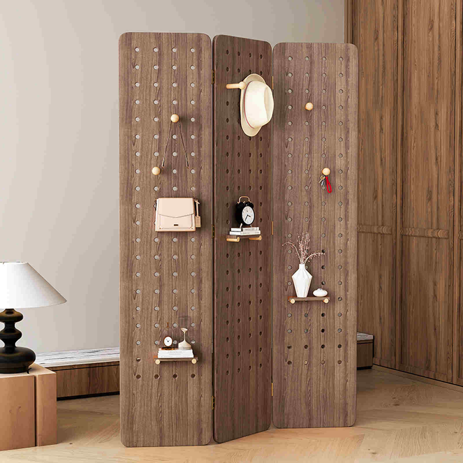 Bình phong kết hợp kệ gỗ trưng bày treo đồ