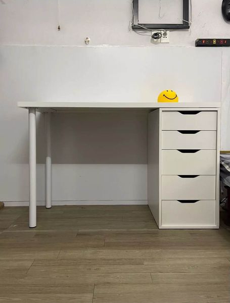 Bàn Làm Việc Tích Hợp Tủ 5 Ngăn