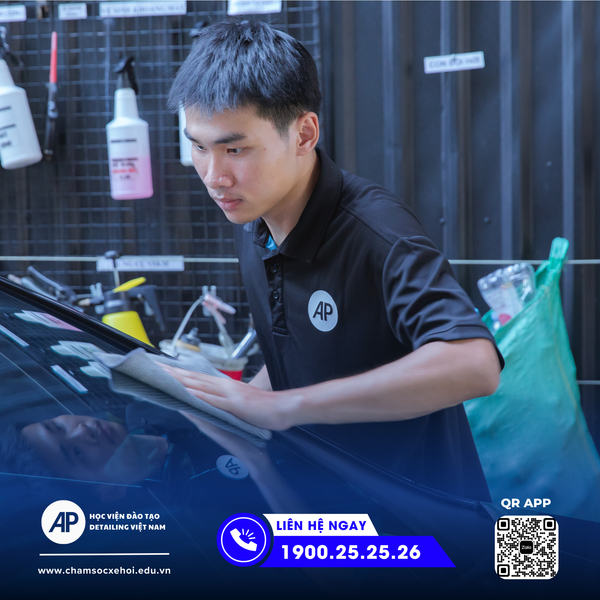 Phỏng Vấn Học Viên Sắp Tốt Nghiệp: “Nếu Có Một Câu Để Nhắn Lại Chính Mình Ngày Đầu Vào Xưởng, Bạn Sẽ Nói Gì?” 🚗✨