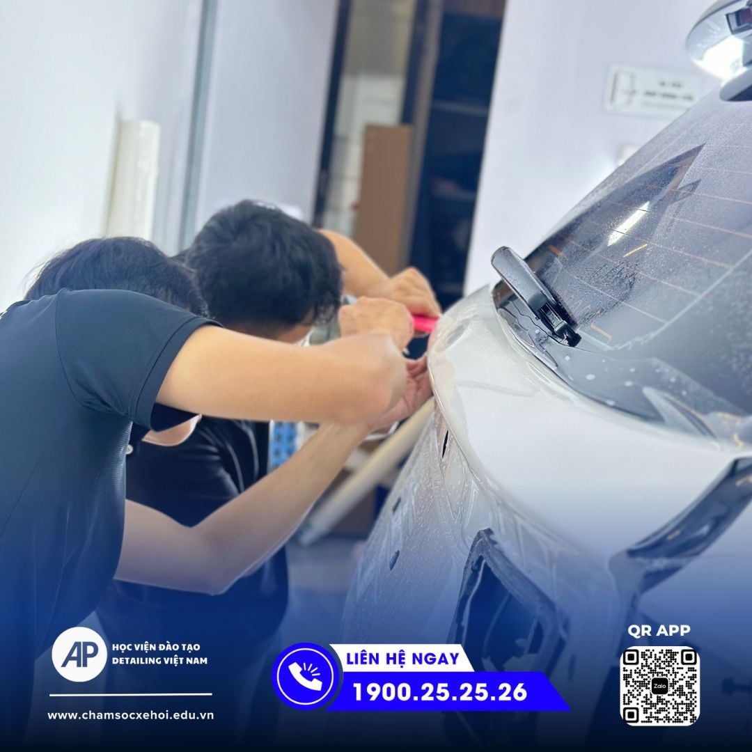 Tôi Đã Suýt Bỏ Nghề Detailing Cho Đến Khi Cầm Trên Tay ‘Thẻ Năng Lực’ Này 🚀