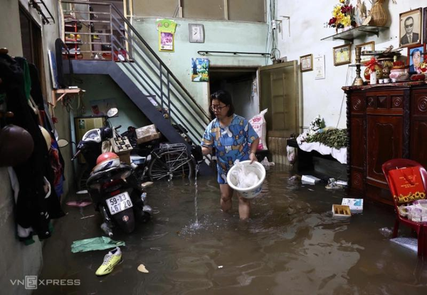 TP. HCM VỪA TRẢI QUA TRẬN MƯA LỚN NHẤT TRONG 8 NĂM QUA