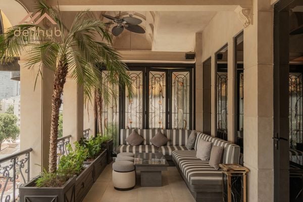 Không gian nội thất chuỗi sử dụng sơn hiệu ứng thay cho vật liệu ốp lát truyền thống, mang lại thiết kế đồng bộ, thẩm mỹ và tối ưu chi phí